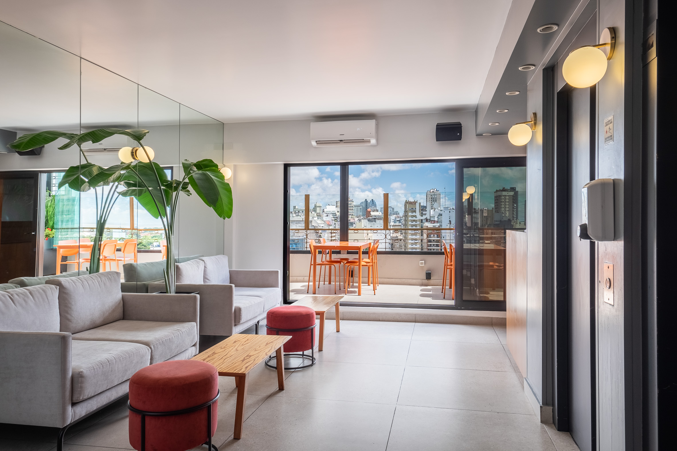 URBAN SUITES