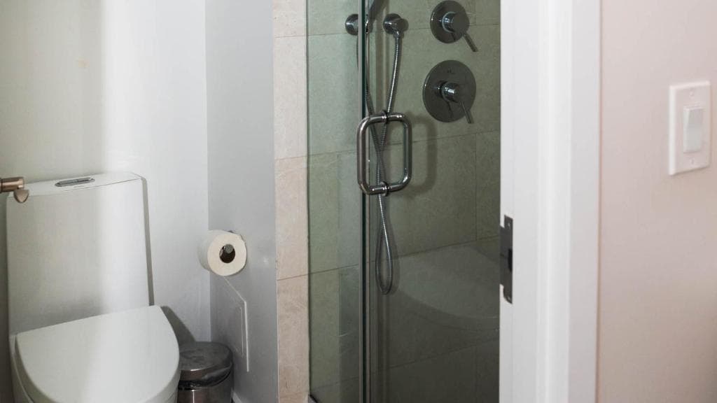 Standard Double Queen Room